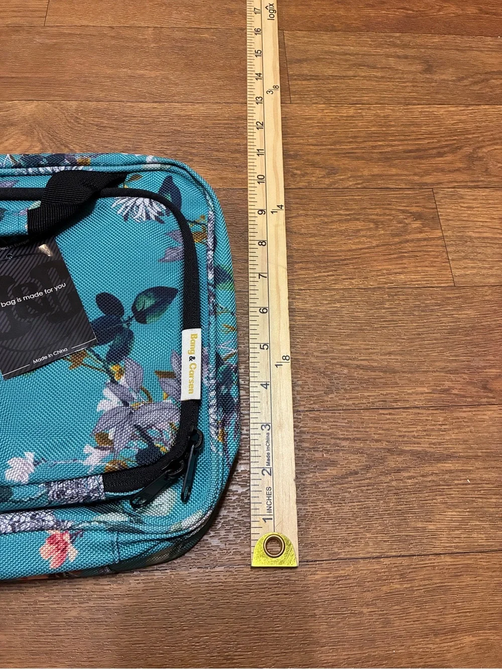 Bang & Carsen  Floral Cosmetic Travel Bag with Multicolor Blooms NWT